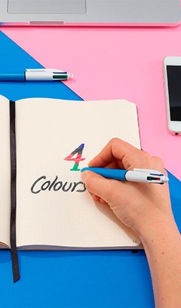 bic bic 4 colori penna a sfera a scatto contenente 4 colori rosso nero blu e verde con punta da 1,0 mm - foto 3