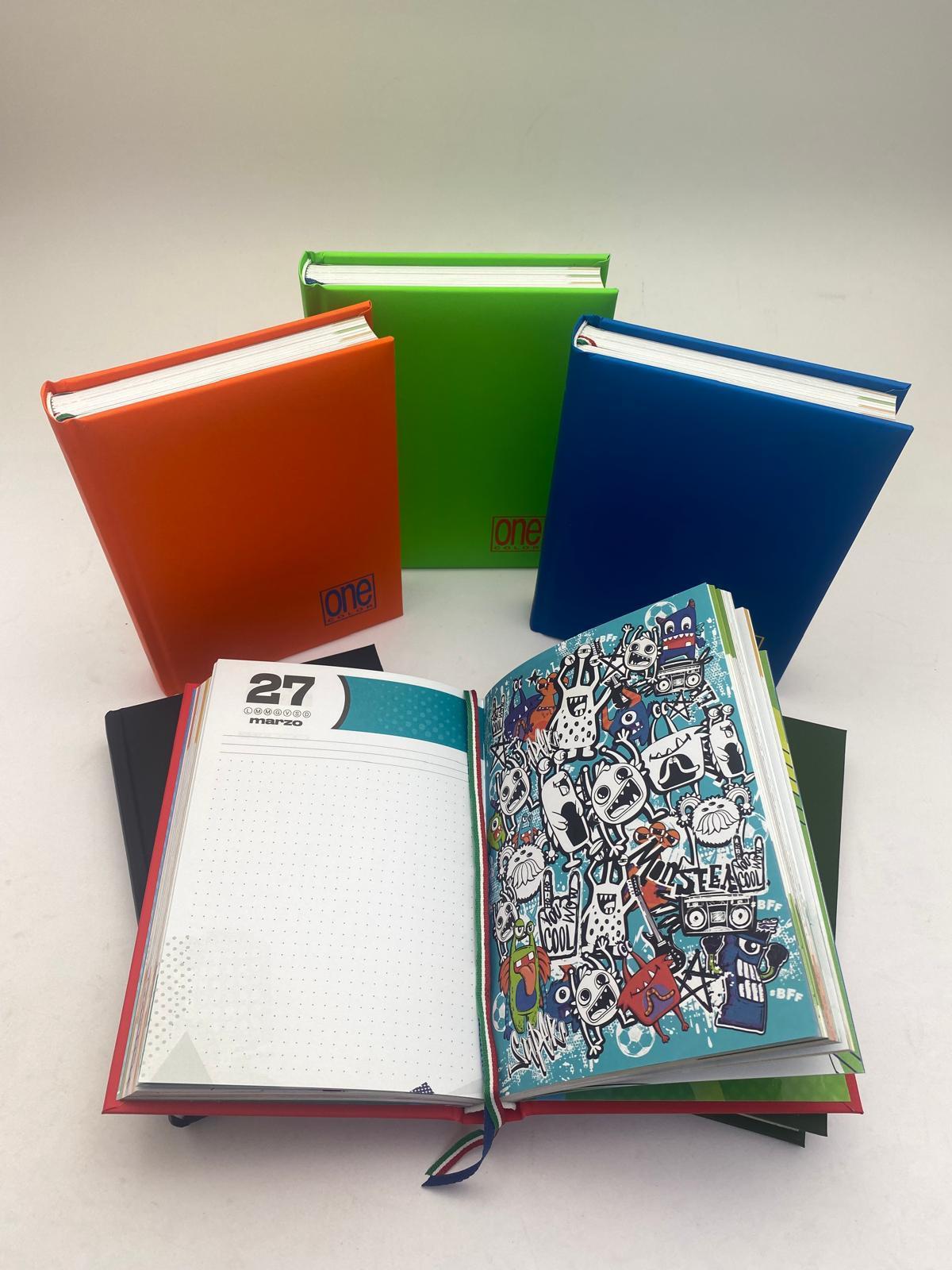 blasetti blasetti diario ragazzo agenda one color 12 mesi non datato 13x18cm colori assortiti - foto 2